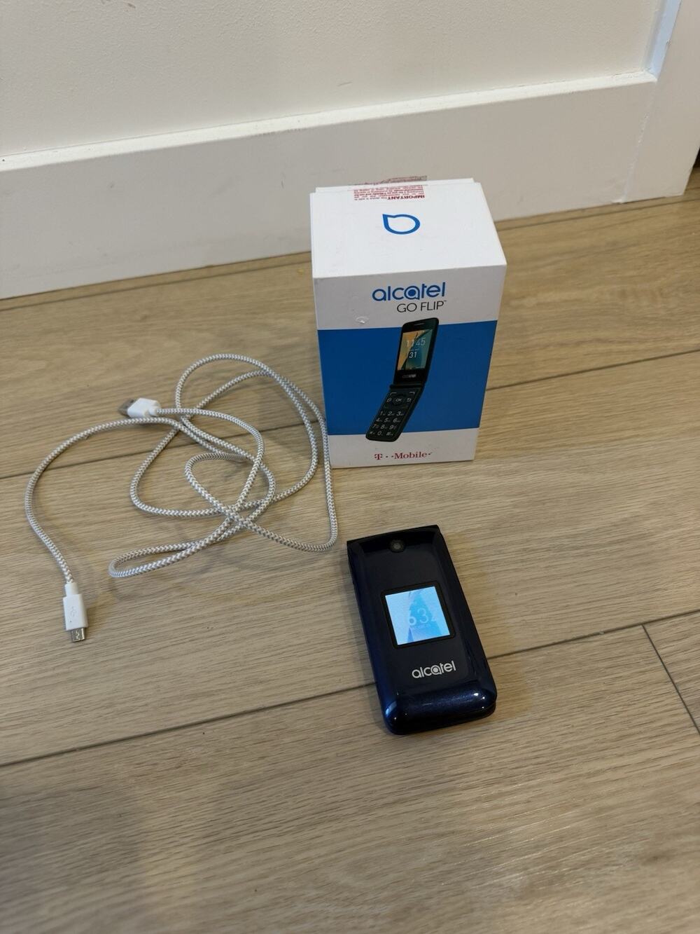 Alcatel Go Flip 4044W 4GB Blue T-Mobile 4G LTE GSM Senior Flip Phone Grade A